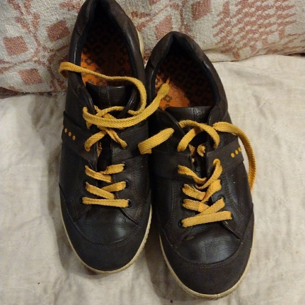 Ecco premium golf shoes